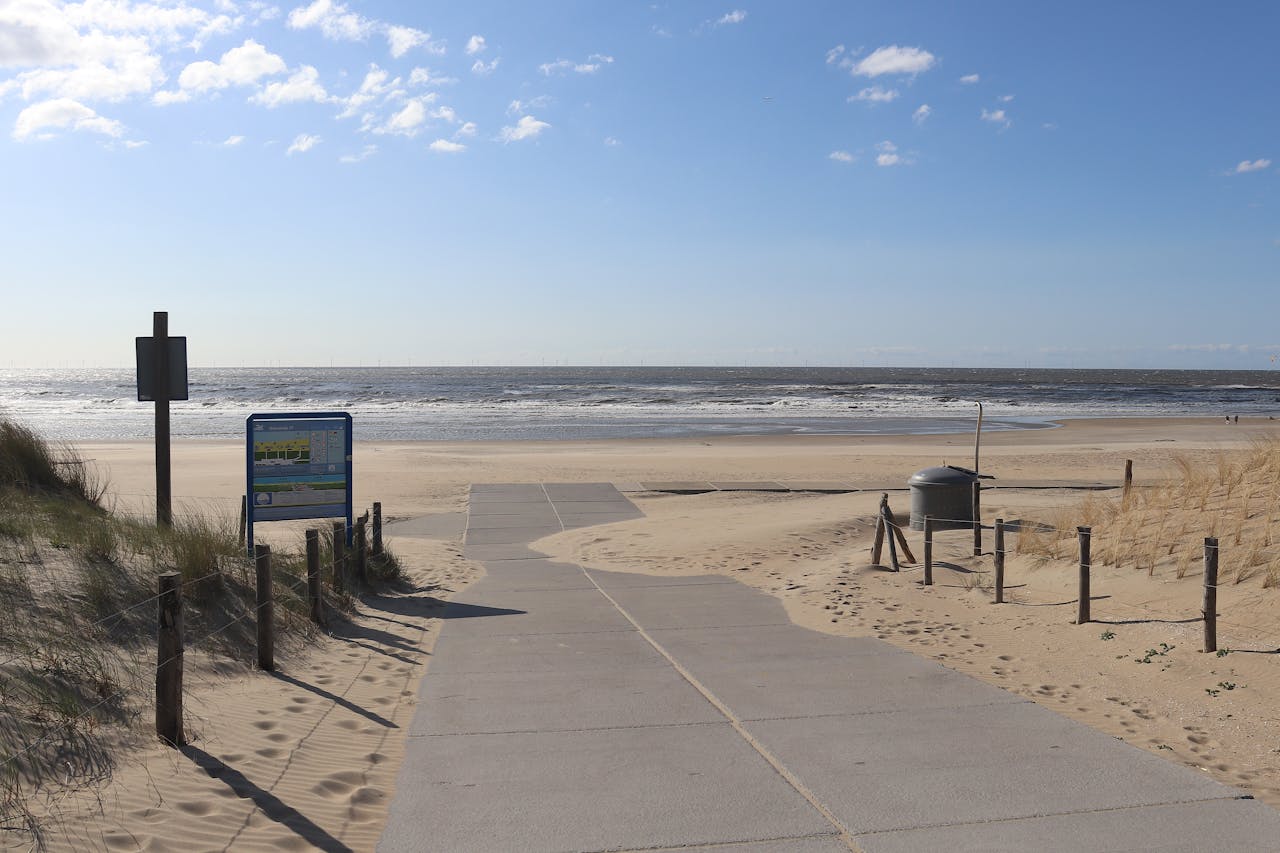 Voorzomer aan zee: rustige strandbestemmingen vóór de grote drukte